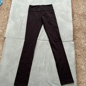 Lululemon black Skinny groove pants